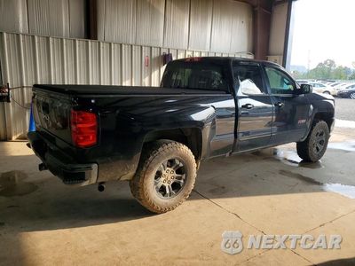 Trzecie zdjęcie samochodu z tyłu: 2016 CHEVROLET SILVERADO K1500 LT VIN:1GCVKREC0GZ259116 - miniatura