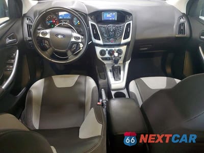Zdjęcie 8 z 13 samochodu: 2012 FORD FOCUS SE VIN:1FAHP3F20CL390969 - miniatura
