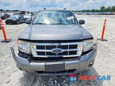 Piąte zdjęcie samochodu w środku: 2009 FORD ESCAPE XLT VIN:1FMCU03G59KA63599 - miniatura