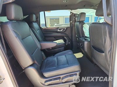 Zdjęcie 11 z 13 samochodu: 2021 CHEVROLET SUBURBAN K1500 Z71 VIN:1GNSKDKDXMR415216 - miniatura