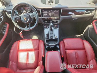 Zdjęcie 8 z 12 samochodu: 2024 PORSCHE MACAN BASE VIN:WP1AA2A5XRLB16646 - miniatura