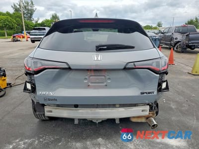 Zdjęcie 6 z 13 samochodu: 2025 HONDA HR-V SPORT VIN:3CZRZ1H58SM703990 - miniatura