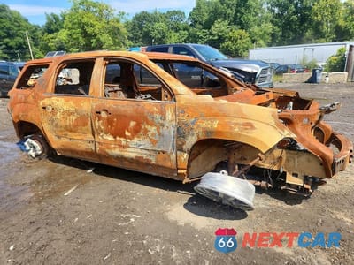 Czwarte zdjęcie samochodu z boku: 2014 GMC ACADIA DENALI VIN:1GKKVTKD6EJ264146 - miniatura