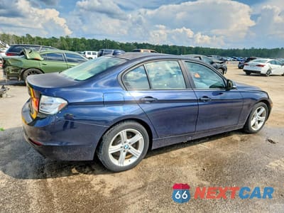 Trzecie zdjęcie samochodu z tyłu: 2012 BMW 328 I SULEV VIN:WBA3C1C59CF433090 - miniatura