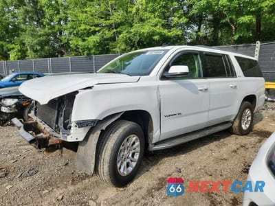 2015 GMC YUKON XL K1500 SLE 1GKS2GKC6FR191032 - główne zdjęcie licytacji z USA - miniatura