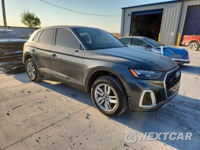 Czwarte zdjęcie samochodu z boku: 2022 AUDI Q5 PREMIUM 45 VIN:WA1GAAFY6N2108160 - miniatura