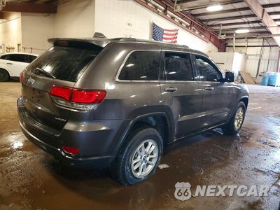 Trzecie zdjęcie samochodu z tyłu: 2020 JEEP GRAND CHEROKEE LAREDO VIN:1C4RJFAG8LC216782 - miniatura
