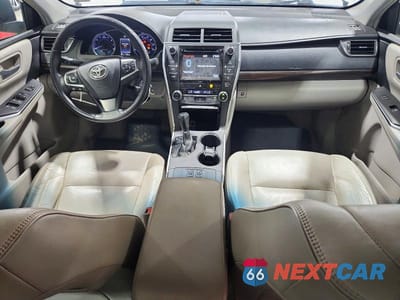 Zdjęcie 8 z 12 samochodu: 2016 TOYOTA CAMRY XLE VIN:4T4BF1FK7GR534820 - miniatura