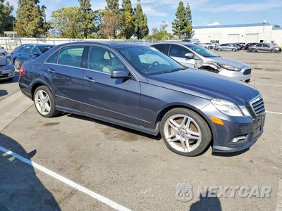 Czwarte zdjęcie samochodu z boku: 2011 MERCEDES-BENZ E 550 4MATIC VIN:WDDHF9AB1BA364646 - miniatura