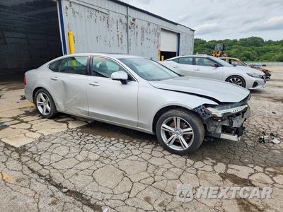Czwarte zdjęcie samochodu z boku: 2018 VOLVO S90 T5 MOMENTUM VIN:LVY102MK4JP053586 - miniatura