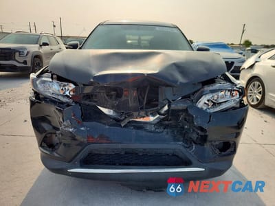 Piąte zdjęcie samochodu w środku: 2015 NISSAN ROGUE S VIN:5N1AT2ML6FC845479 - miniatura