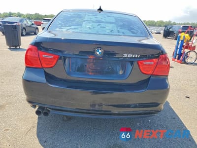Zdjęcie 6 z 12 samochodu: 2011 BMW 328 VIN:WBAPK7C53BA820902 - miniatura
