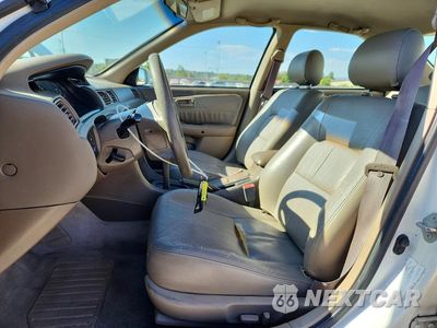 Zdjęcie 7 z 12 samochodu: 2000 TOYOTA CAMRY LE VIN:JT2BG22K2Y0418885 - miniatura