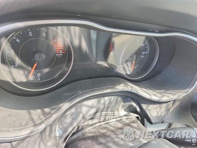 Zdjęcie 9 z 13 samochodu: 2019 JEEP CHEROKEE LIMITED VIN:1C4PJMDX8KD356413 - miniatura