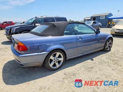 Trzecie zdjęcie samochodu z tyłu: 2002 BMW 325 CI VIN:WBABS33472JY42427 - miniatura