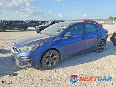 2020 KIA FORTE LXS 3KPF24AD1LE255376 - główne zdjęcie licytacji z USA - miniatura