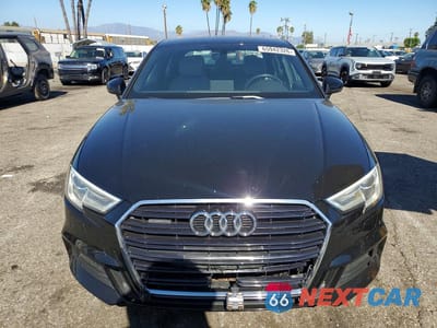 Piąte zdjęcie samochodu w środku: 2018 AUDI A3 PREMIUM PLUS VIN:WAUJ8GFF2J1006523 - miniatura