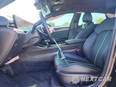 Zdjęcie 7 z 13 samochodu: 2026 KIA K5 GT VIN:KNAG44J82T5420944 - miniatura