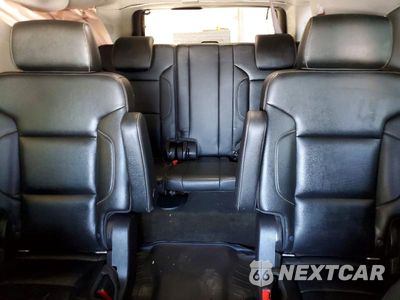 Zdjęcie 10 z 14 samochodu: 2016 CHEVROLET SUBURBAN C1500 LT VIN:1GNSCHKC5GR412384 - miniatura