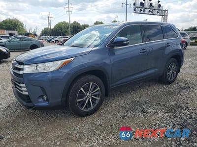 2018 TOYOTA HIGHLANDER XLE 5TDJZRFH5JS819080 - główne zdjęcie licytacji z USA - miniatura