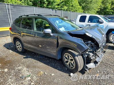 Czwarte zdjęcie samochodu z boku: 2023 SUBARU FORESTER PREMIUM VIN:JF2SKAEC7PH414658 - miniatura
