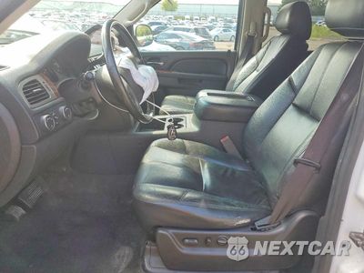 Zdjęcie 7 z 13 samochodu: 2012 GMC YUKON XL K1500 SLT VIN:1GKS2LE79CR314731 - miniatura