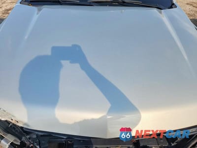 Zdjęcie 11 z 12 samochodu: 2015 CHEVROLET SUBURBAN K1500 LT VIN:1GNSKJKC3FR566312 - miniatura