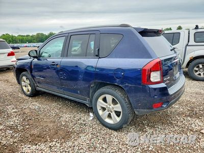 Drugie zdjęcie samochodu z przodu: 2016 JEEP COMPASS SPORT VIN:1C4NJDBB0GD610363 - miniatura