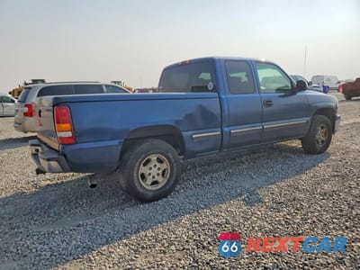 Trzecie zdjęcie samochodu z tyłu: 2002 CHEVROLET SILVERADO K1500 VIN:2GCEK19T221307728 - miniatura