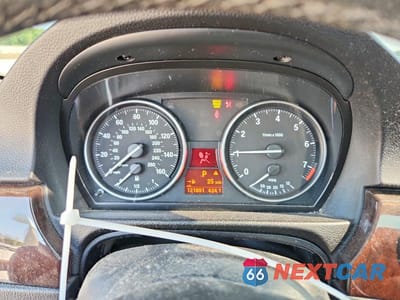 Zdjęcie 9 z 12 samochodu: 2011 BMW 328 XI VIN:WBAPK7C5XBA464092 - miniatura