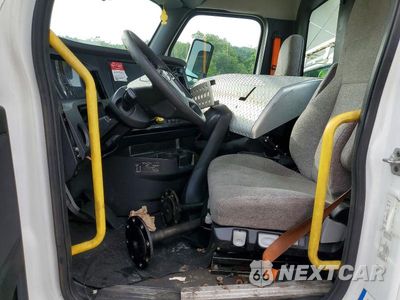Zdjęcie 7 z 13 samochodu: 2023 FREIGHTLINER CASCADIA 116 SEMI TRUCK VIN:3AKJHTDV9PSUP4555 - miniatura