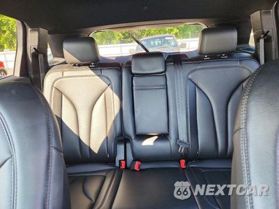 Zdjęcie 10 z 13 samochodu: 2019 LINCOLN NAUTILUS VIN:2LMPJ8J92KBL40615 - miniatura