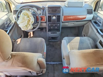 Zdjęcie 8 z 13 samochodu: 2008 CHRYSLER TOWN & COUNTRY TOURING VIN:2A8HR54P68R713718 - miniatura