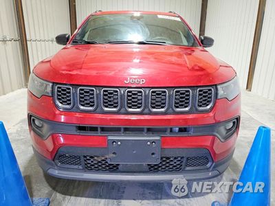 Piąte zdjęcie samochodu w środku: 2025 JEEP COMPASS LATITUDE VIN:3C4NJDBN8ST561832 - miniatura