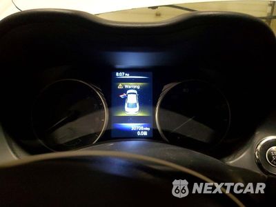Zdjęcie 9 z 12 samochodu: 2015 INFINITI Q50 BASE VIN:JN1BV7AR5FM419935 - miniatura