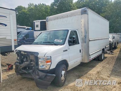 2024 FORD ECONOLINE - BOX TRUCK 1FDWE3FN4RDD28832 - główne zdjęcie licytacji z USA - miniatura