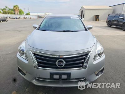 Piąte zdjęcie samochodu w środku: 2015 NISSAN ALTIMA 2.5 S VIN:1N4AL3AP4FC274291 - miniatura