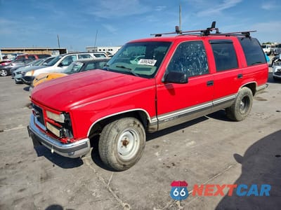 1999 GMC YUKON 1GKEC13R8XJ732463 - główne zdjęcie licytacji z USA - miniatura