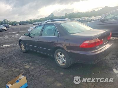 Drugie zdjęcie samochodu z przodu: 1998 HONDA ACCORD EX VIN:1HGCG1657WA070570 - miniatura