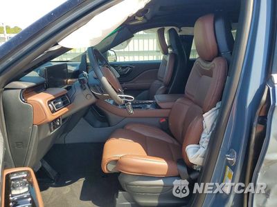 Zdjęcie 7 z 13 samochodu: 2026 LINCOLN AVIATOR RESERVE VIN:5LM5J7XCXTGL16649 - miniatura
