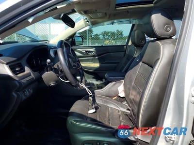 Zdjęcie 7 z 13 samochodu: 2017 GMC ACADIA DENALI VIN:1GKKNPLS7HZ217797 - miniatura