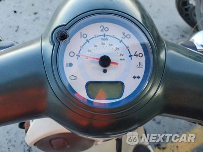 Zdjęcie 7 z 8 samochodu: 2024 HONDA NCW50 VIN:JH2AF7714RK702065 - miniatura