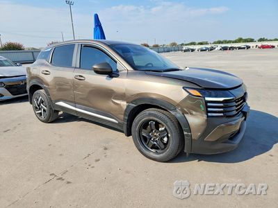 Czwarte zdjęcie samochodu z boku: 2025 NISSAN KICKS SV VIN:3N8AP6CA8SL328784 - miniatura