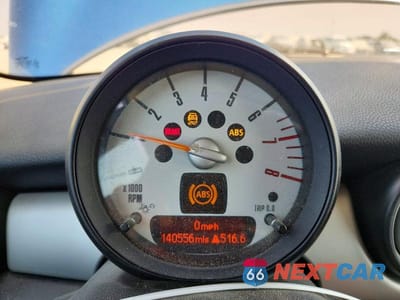 Zdjęcie 9 z 13 samochodu: 2011 MINI COOPER CLUBMAN VIN:WMWZF3C5XBT267515 - miniatura