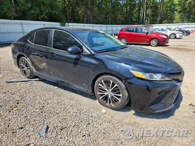 Czwarte zdjęcie samochodu z boku: 2019 TOYOTA CAMRY SE VIN:4T1B11HK0KU715479 - miniatura