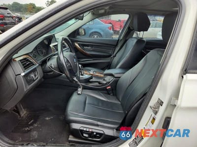 Zdjęcie 7 z 12 samochodu: 2013 BMW 328 XI SULEV VIN:WBA3B5C58DF598446 - miniatura