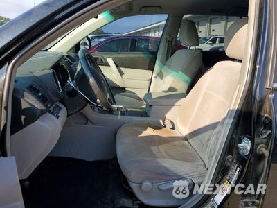 Zdjęcie 7 z 14 samochodu: 2012 TOYOTA HIGHLANDER BASE VIN:5TDZA3EHXCS020181 - miniatura