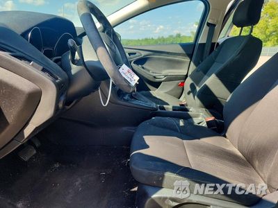 Zdjęcie 7 z 12 samochodu: 2018 FORD FOCUS S VIN:1FADP3E20JL306579 - miniatura