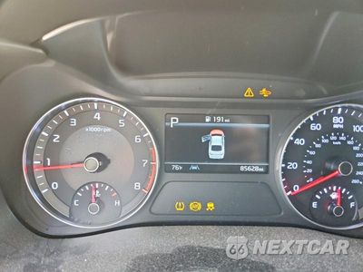 Zdjęcie 9 z 12 samochodu: 2023 KIA FORTE LXS VIN:3KPF24AD1PE613534 - miniatura