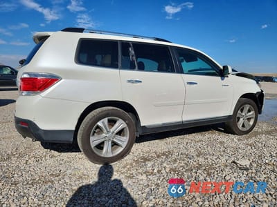 Trzecie zdjęcie samochodu z tyłu: 2013 TOYOTA HIGHLANDER LIMITED VIN:5TDDK3EH6DS201478 - miniatura